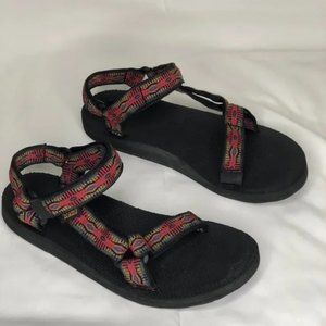 Hiking sandals ladies size 7 EUC